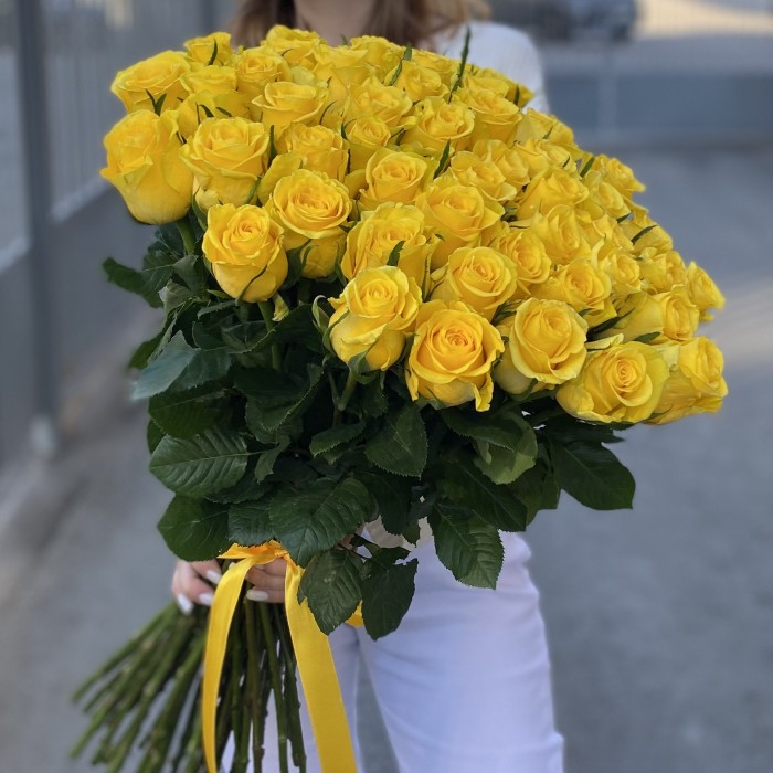 51 желтая роза Хай Еллоу